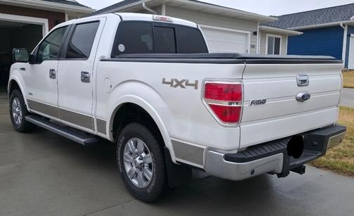 White 2011 Ford F-150 Lariat