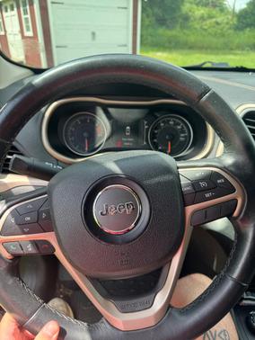 Black 2016 Jeep Cherokee Latitude