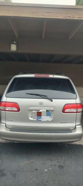 2001 Toyota Sienna XLE