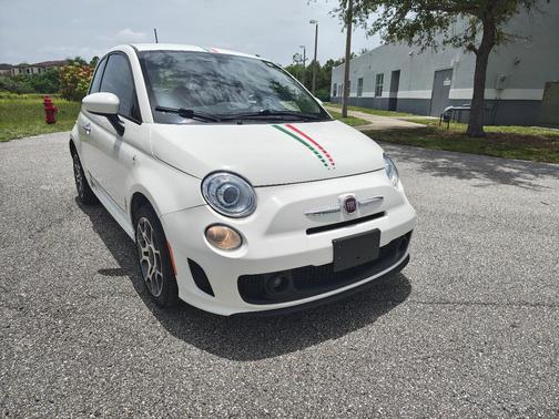 White 2018 FIAT 500 Pop