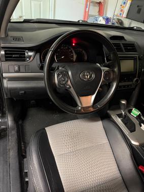 Black 2012 Toyota Camry SE