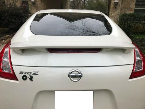 White 2011 Nissan 370Z Touring