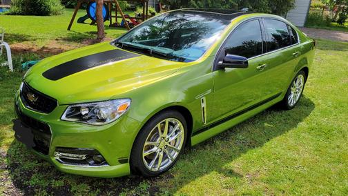 Green 2015 Chevrolet SS Base