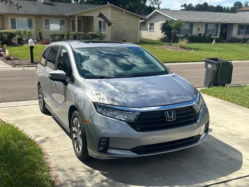 Silver 2022 Honda Odyssey EX-L