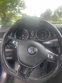 2016 Volkswagen Passat 1.8T SE
