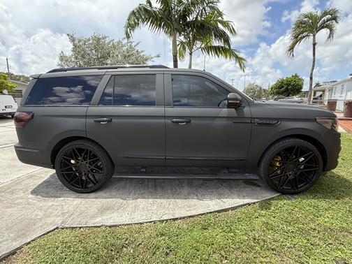 2018 Lincoln Navigator Select