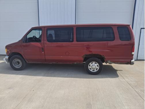 2001 Ford E350 Super Duty XL Wagon