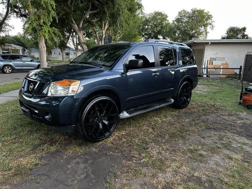 Green 2015 Nissan Armada SV