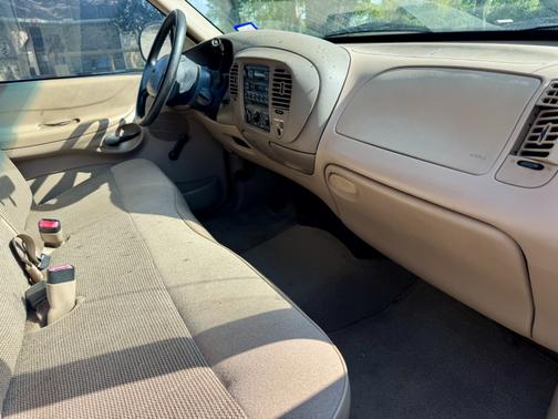 1998 Ford F-150 XL SuperCab Flareside