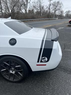 White 2016 Dodge Challenger R/T Scat Pack