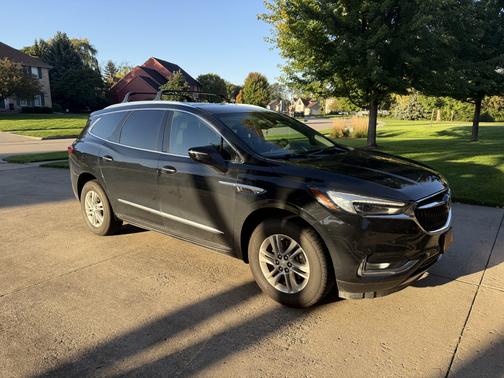 Black 2018 Buick Enclave Premium