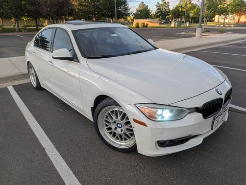 White 2013 BMW 328 i xDrive