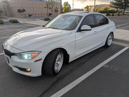 White 2013 BMW 328 i xDrive