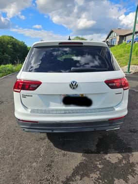 White 2019 Volkswagen Tiguan 2.0T SEL Premium