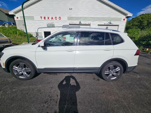 White 2019 Volkswagen Tiguan 2.0T SEL Premium