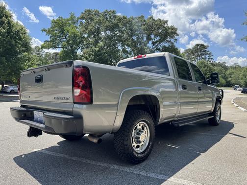 Beige 2003 Chevrolet Silverado 1500 LS H/D Crew Cab