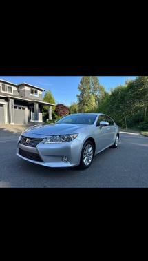2014 Lexus ES 300h Base