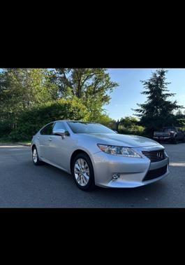 2014 Lexus ES 300h Base