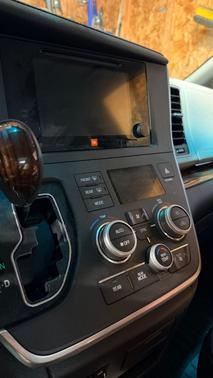 2017 Toyota Sienna Limited