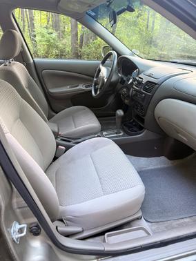 Gold 2004 Nissan Sentra 1.8 S