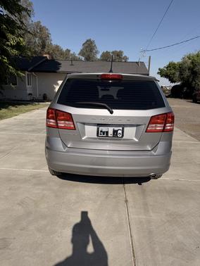 Silver 2015 Dodge Journey SE