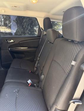 Silver 2015 Dodge Journey SE