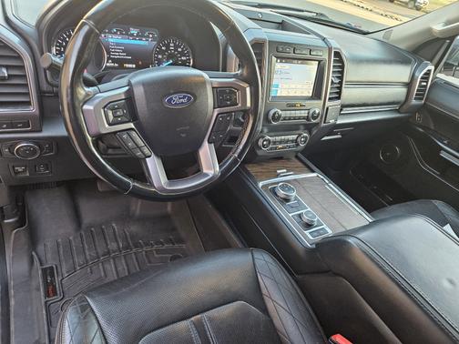 White 2019 Ford Expedition Platinum