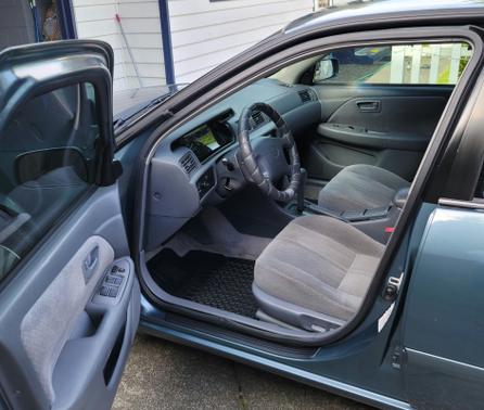 2000 Toyota Camry LE