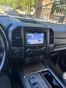 Black 2019 Ford Expedition Max Platinum