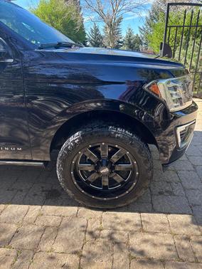 Black 2019 Ford Expedition Max Platinum