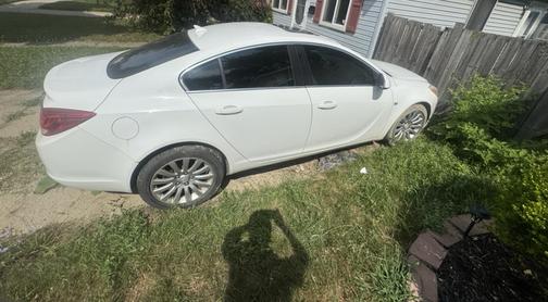 White 2011 Buick Regal CXL