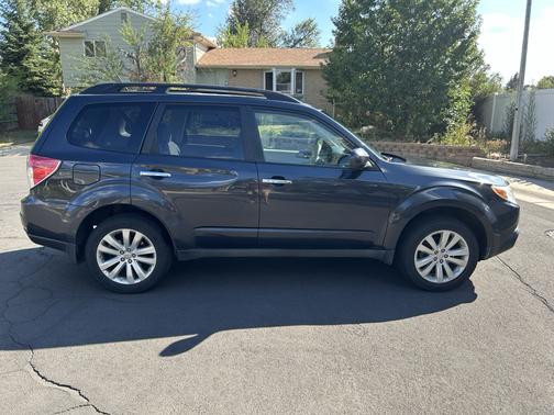 Black 2011 Subaru Forester 2.5 X Premium