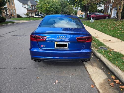 Blue 2017 Audi S6 4.0T Prestige