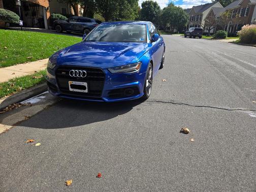 Blue 2017 Audi S6 4.0T Prestige