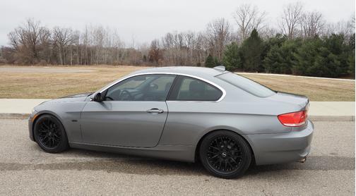Gray 2007 BMW 328 xi