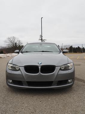 Gray 2007 BMW 328 xi