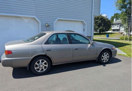 2001 Toyota Camry LE