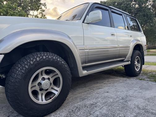 White 1997 Lexus LX 450 Base