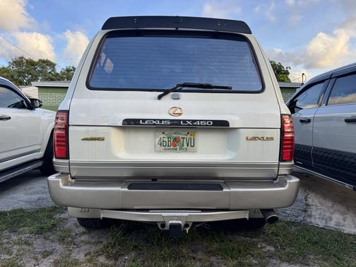 White 1997 Lexus LX 450 Base