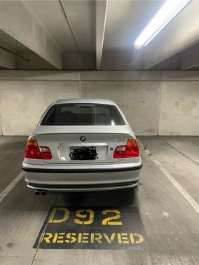 2001 BMW 330 i