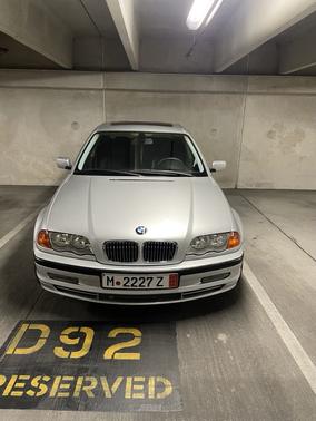 2001 BMW 330 i
