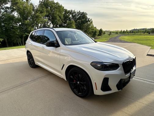 2023 BMW X3 M40i