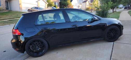 2015 Volkswagen Golf TSI SE 4-Door