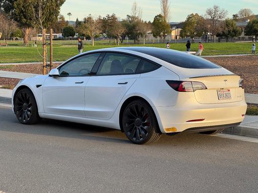 2021 Tesla Model 3 Performance