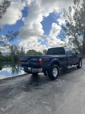 Blue 2008 Ford F-250 XLT Crew Cab Super Duty