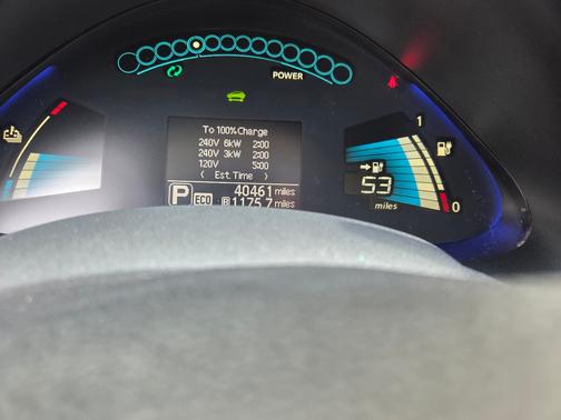 Gray 2016 Nissan Leaf S