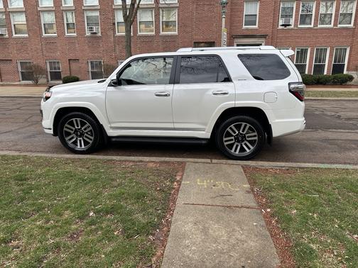 2023 Toyota 4Runner Limited