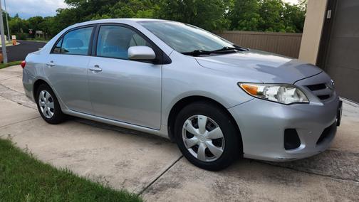 2011 Toyota Corolla LE
