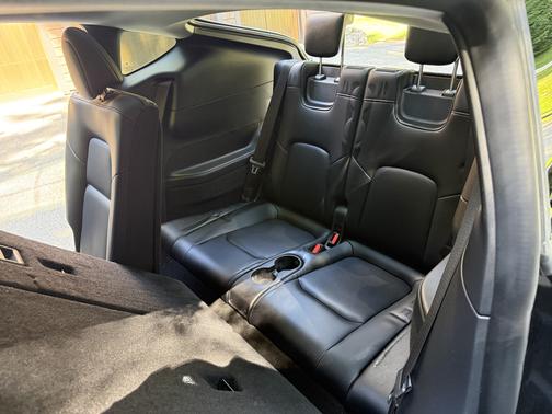 Black 2022 Tesla Model Y Long Range