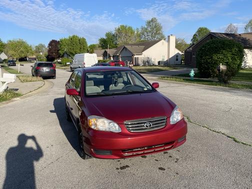 2004 Toyota Corolla LE